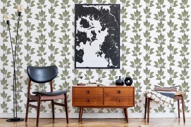 Nature-Inspired Leafy Wallpaper